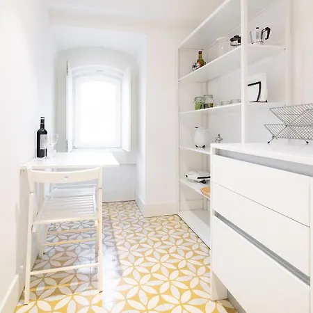 Apartman Amazing Rooftop At Center