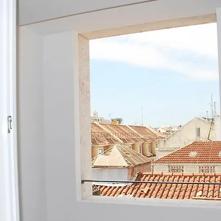 Apartment Amazing Rooftop At Center