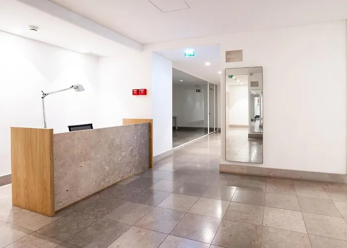 Amazing Rooftop At Center