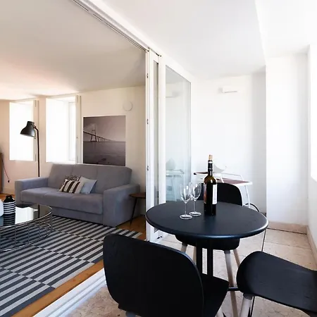 Apartment Amazing Rooftop At Center Lisbon